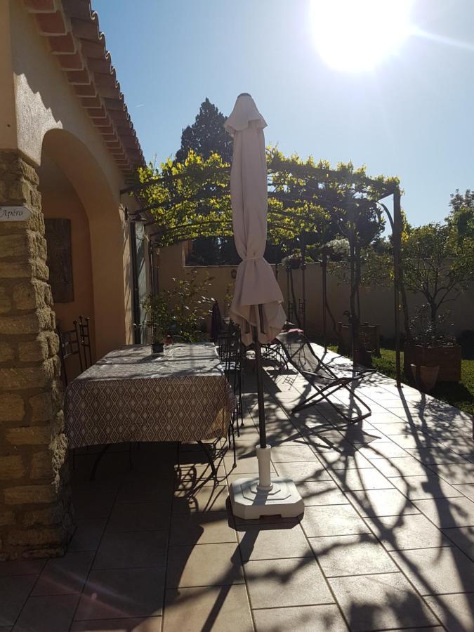 Fleur De Garance Bed & Breakfast Le Thor Ngoại thất bức ảnh
